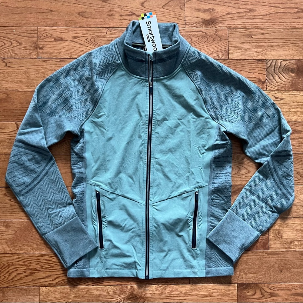 Women's Intraknit™ Active Full Zip Jacket NWT size medium